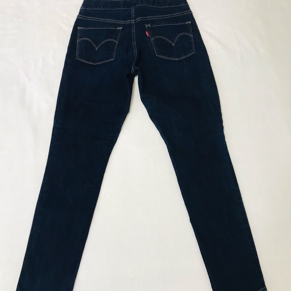Levi’s Jeans - Picture 5 of 6